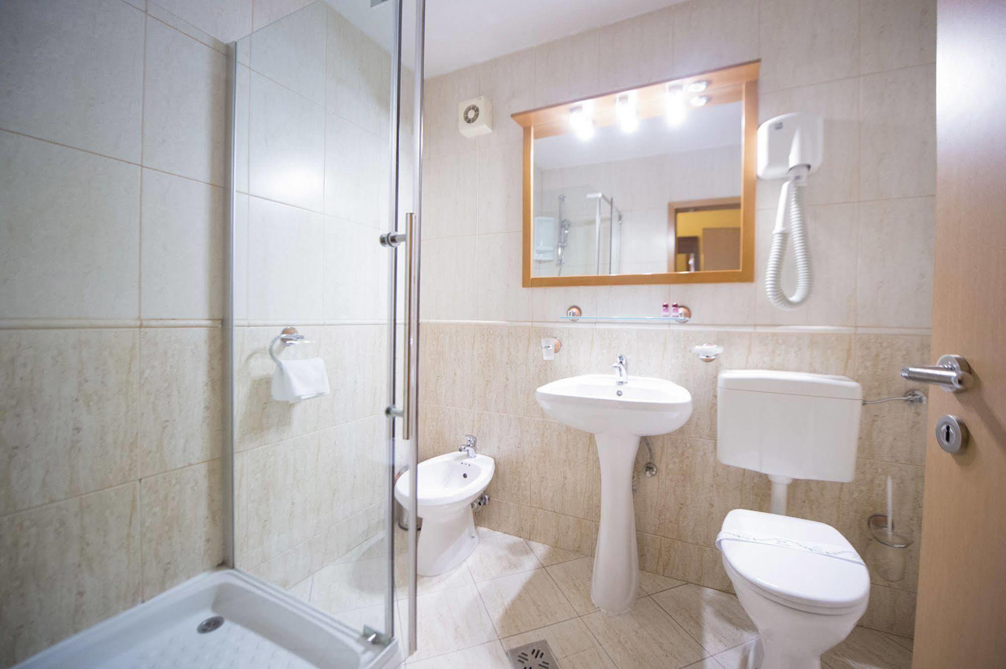 Hotel Perla D'Oro Temeşvar Dış mekan fotoğraf